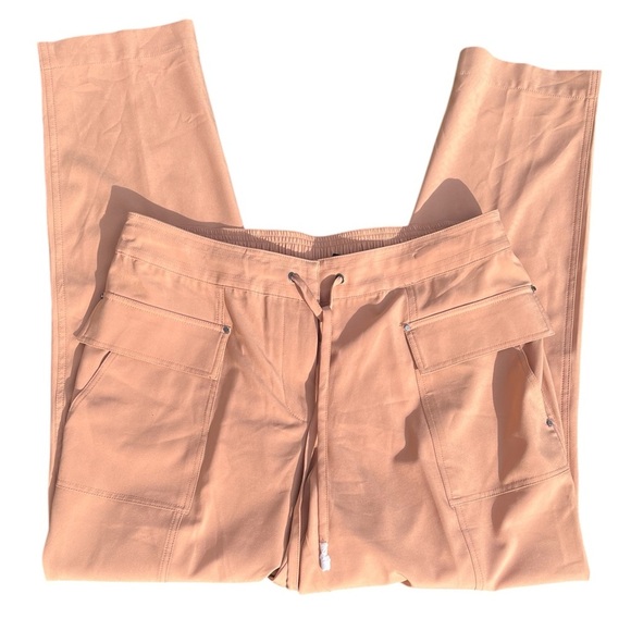 NWOT Women’s caramel color pants by Serena Williams size L. Lge frontal pockets - Picture 2 of 4